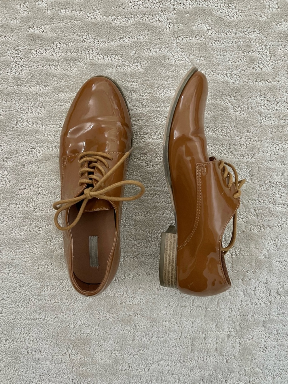 UO Oxfords
